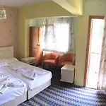 Bed & Breakfast Karya Kusadası