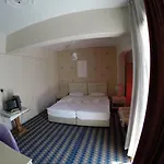 Bed & Breakfast Karya 3*