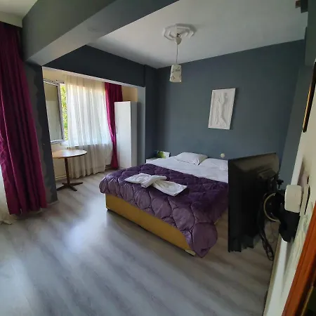 Bed & Breakfast Karya 3*